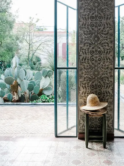 Vertical doorway